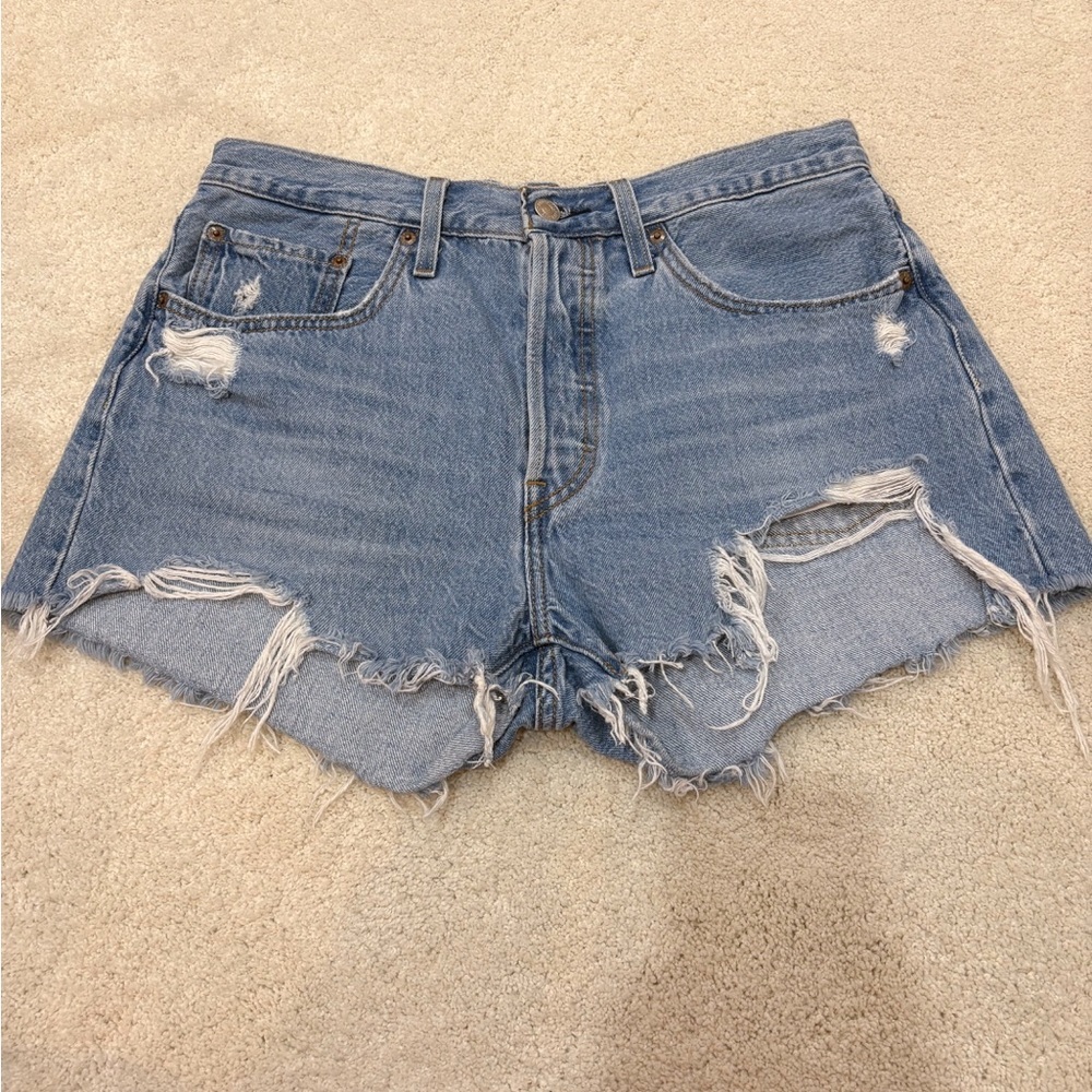 Levi’s 501 Distressed Denim Shorts Size 30